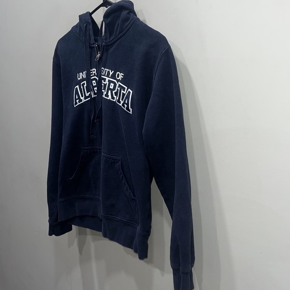 University of Alberta medium zip up hoodie - Picture 2 of 5